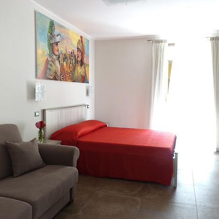 Bb Opera Dei Pupi Bed and Breakfast Συρακούσες Εξωτερικό φωτογραφία