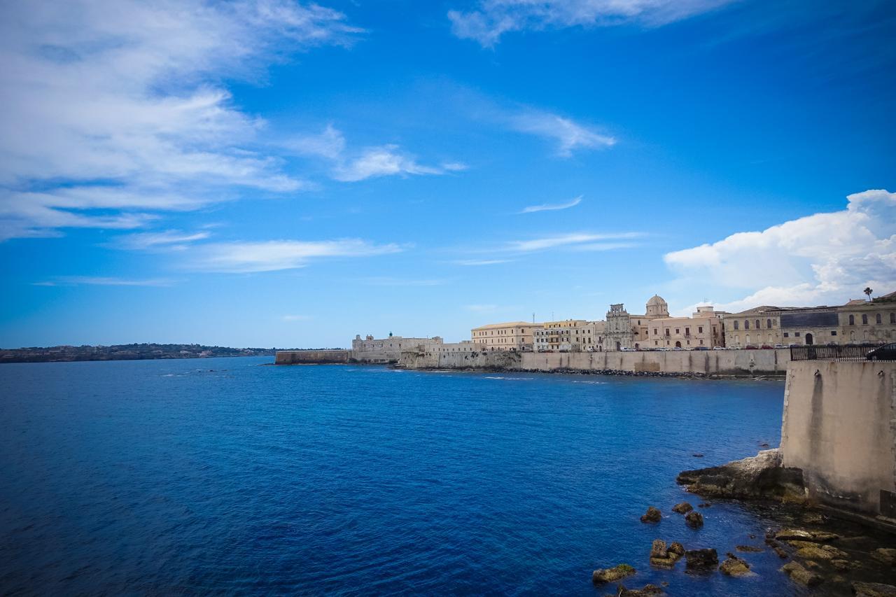 Bb Opera Dei Pupi Bed and Breakfast Συρακούσες Εξωτερικό φωτογραφία